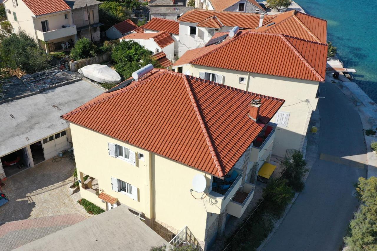 Apartments Babin Vinisce Exterior foto