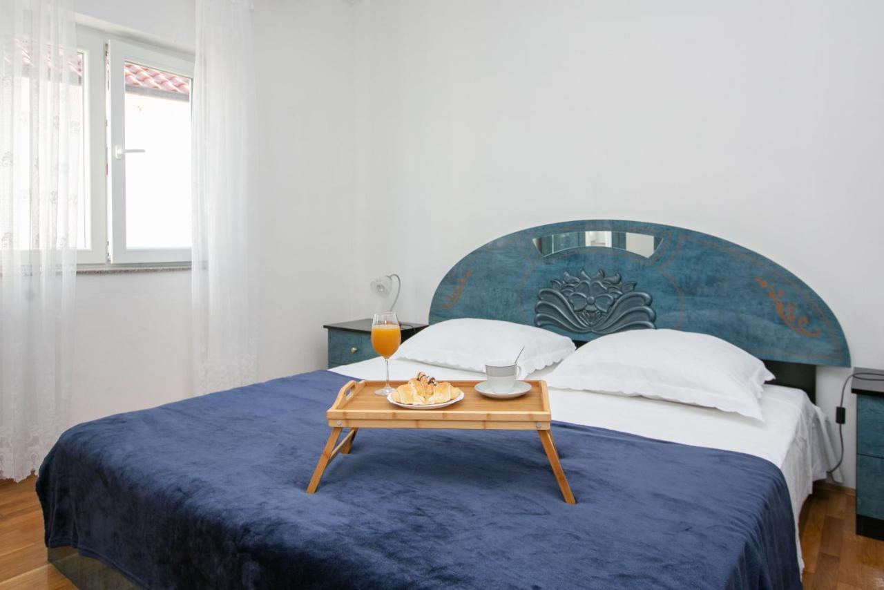Apartments Babin Vinisce Exterior foto